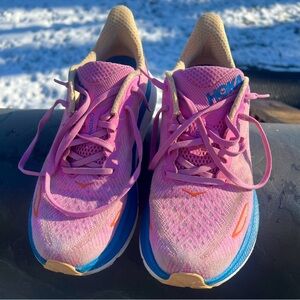Hoka Clifton 9 women’s shoes
